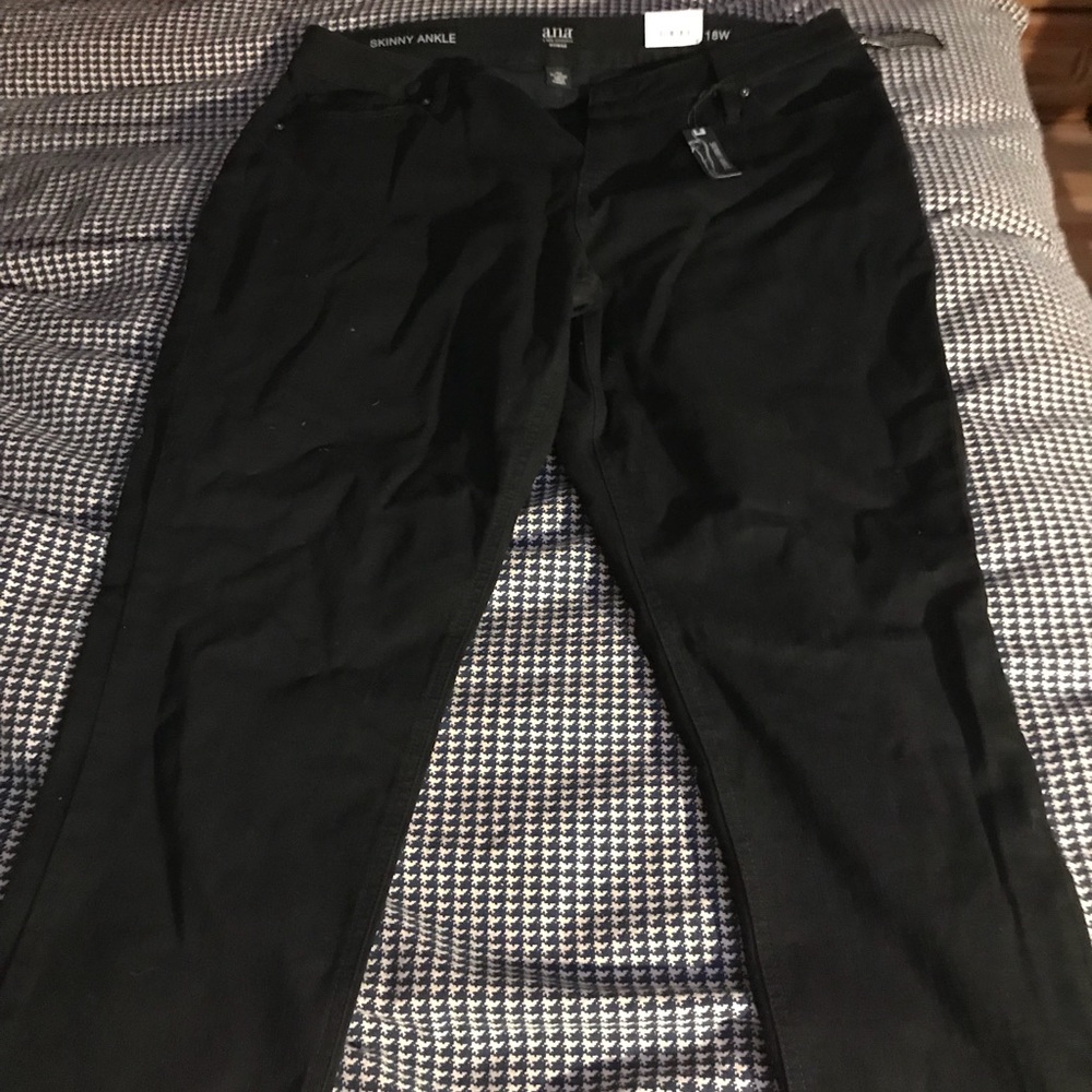 Black pants NWT
